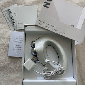 Nubody Microcurrent Device w/ Aqua Gel Activator